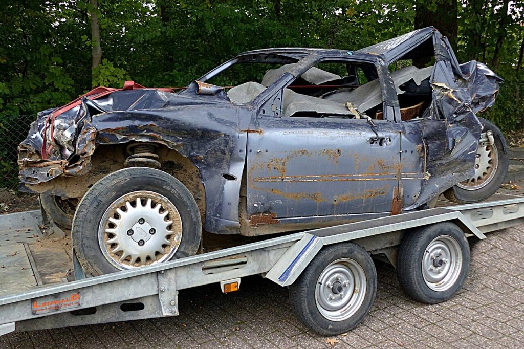 car parts suppliers